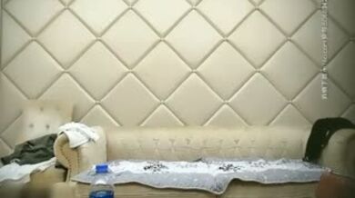 E奶少妇缺钱了也会出来援交卖逼